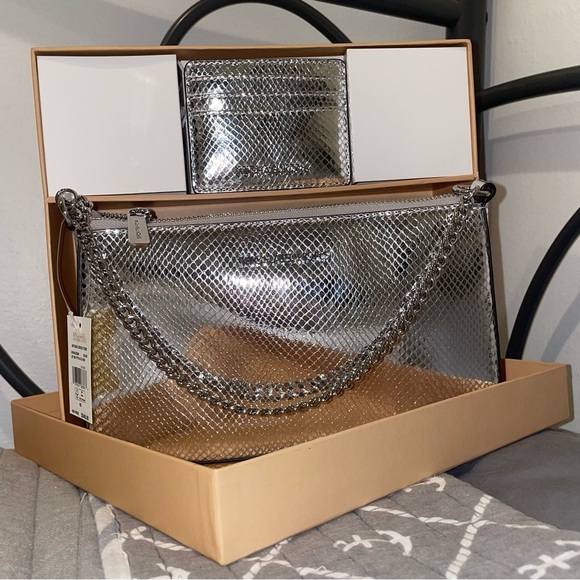 MICHAEL Michael Kors NWT Silver Snake Pouchette & Card Case Gift Set Box - Picture 11 of 16